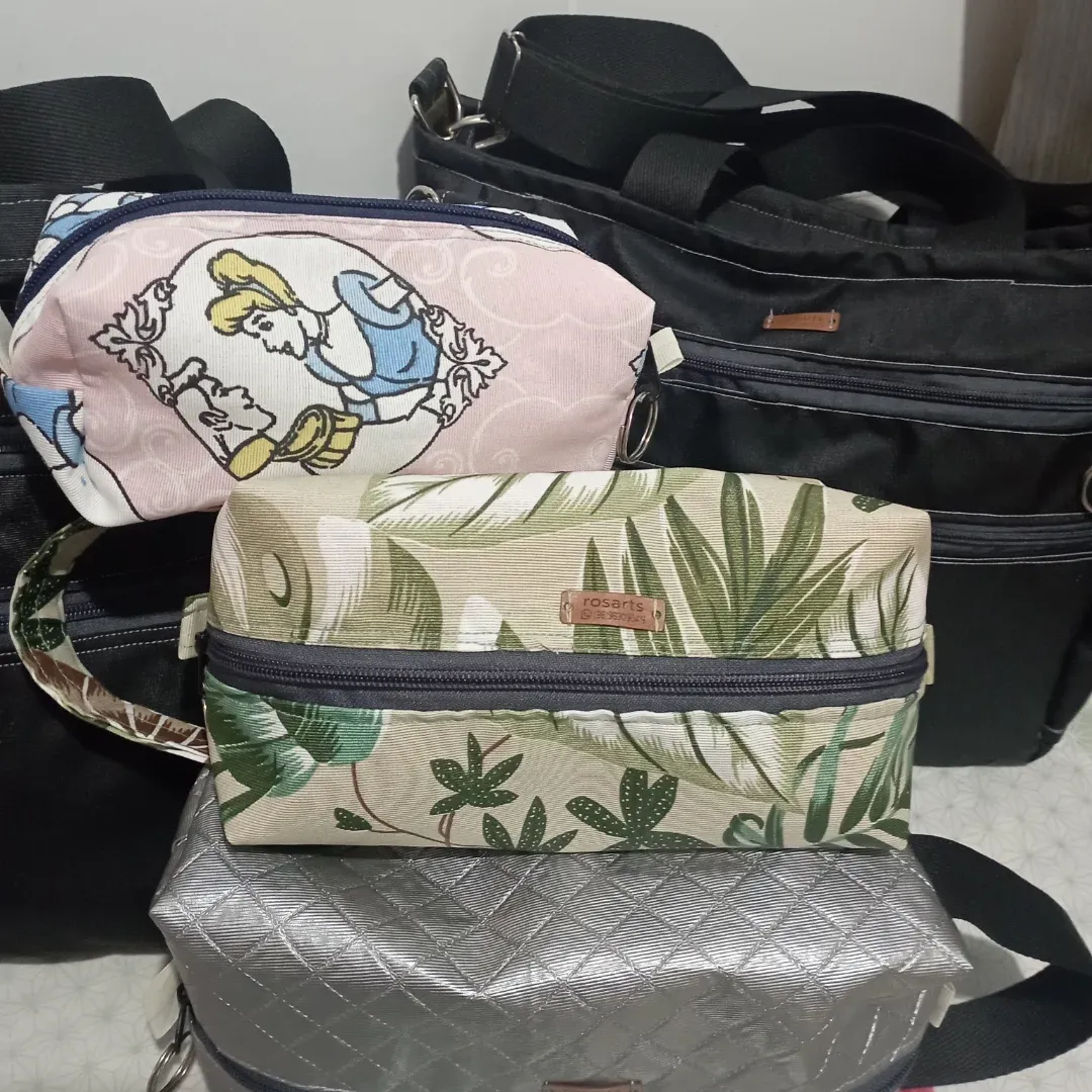 Bolsas e Nécessaires - Peça 9